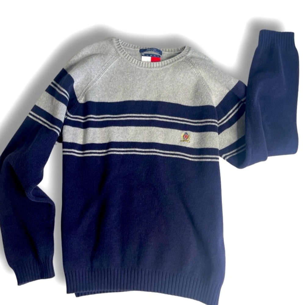 90’s Tommy Hilfiger Sweater!